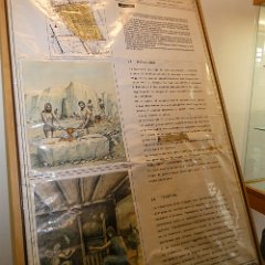 P1180361  Numerosi cartelli aiutano la comprensione .